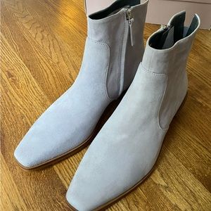 FRANCO SARTO boots Size 10M, Never Worn wt box, Lilac color, $47